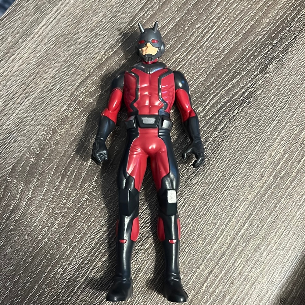 Marvel Ant Man 2016. 6” action figure